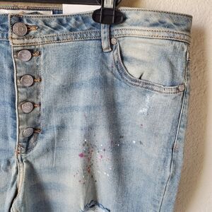 Trendy Paint-Splatter Jeans Designer ButtonFly High Rise Blue Denim fashion NWT